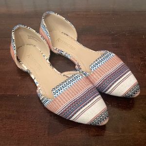 Restricted multi-color woven fabric flats.  Pointed toe. Ladies 8.5